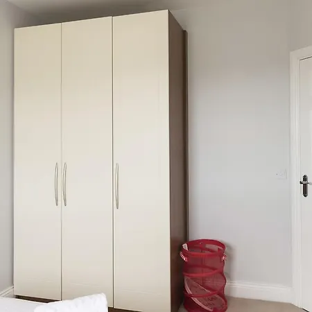The Rectory Stepaside 아파트